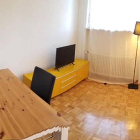 Hsh Barre 6 - City Apartment Next Cathedral Lausanne Extérieur photo
